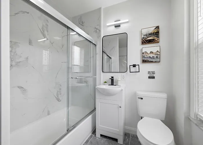 Homestay Dormont, !a Spacious And Modern Private Bedroom With Shared Bathroom Pittsburgh