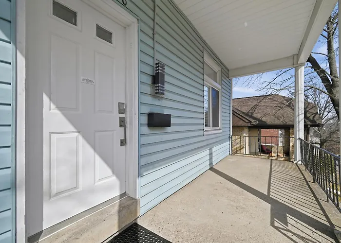 Homestay Dormont, !a Spacious And Modern Private Bedroom With Shared Bathroom Pittsburgh